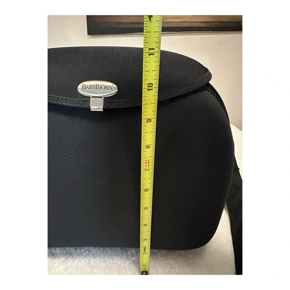 Baby Bjorn Clamshell Hard Case Crossbody Shoulder Expanding Travel Diaper Bag